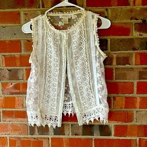 Anthropologie sleevelesss lace sheer button up blouse size S
